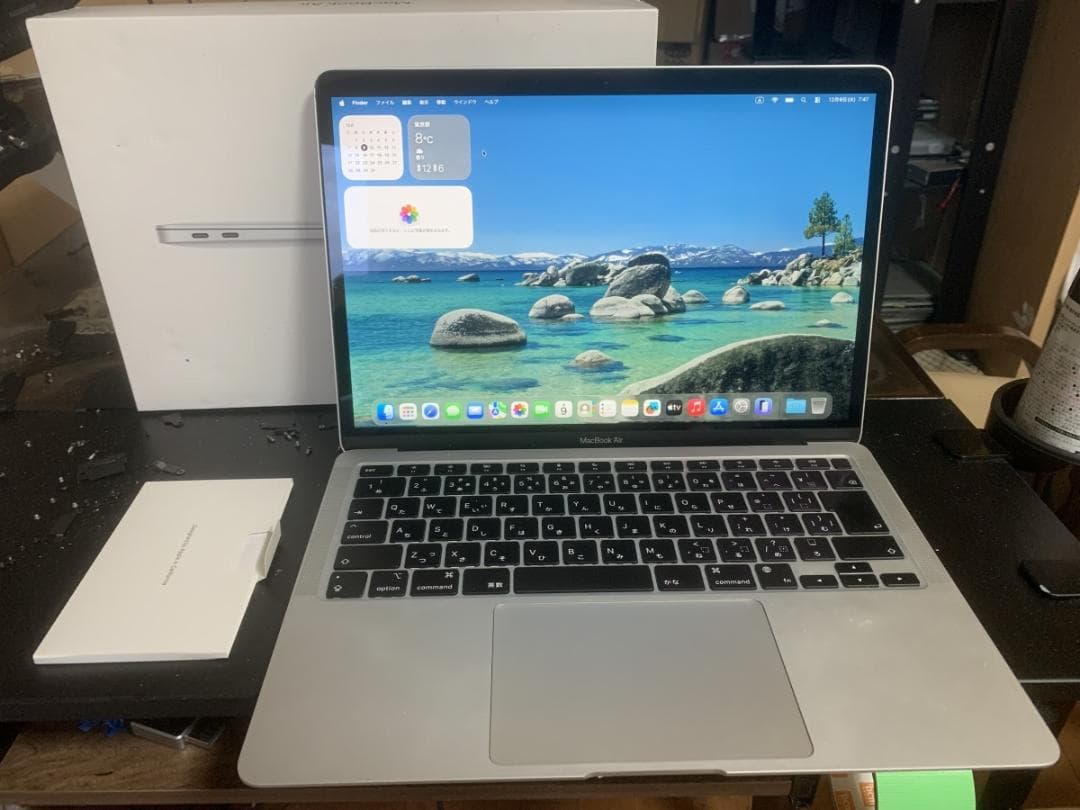 美品 MacBook Air A2337 2020 M1/8GB/256GB