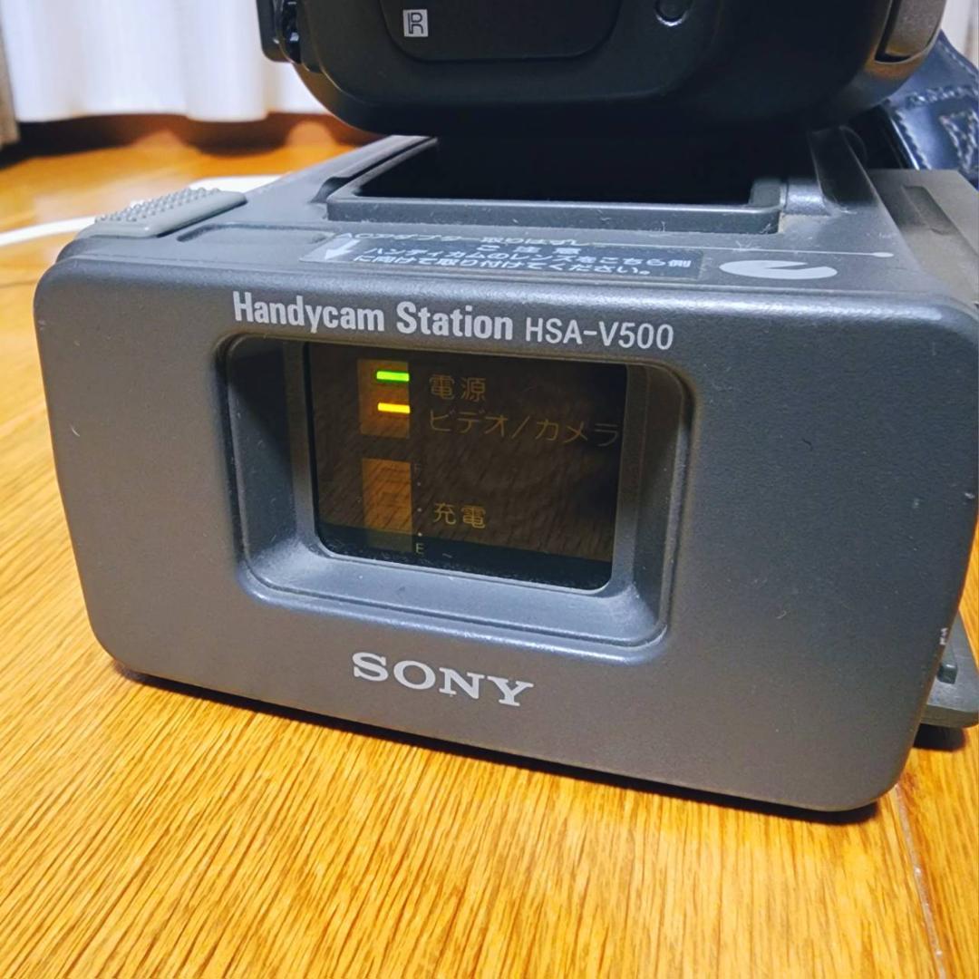 T*9様 【動作確認済】高画質 SONY Hi8 ビデオカメラ CCD-TR11