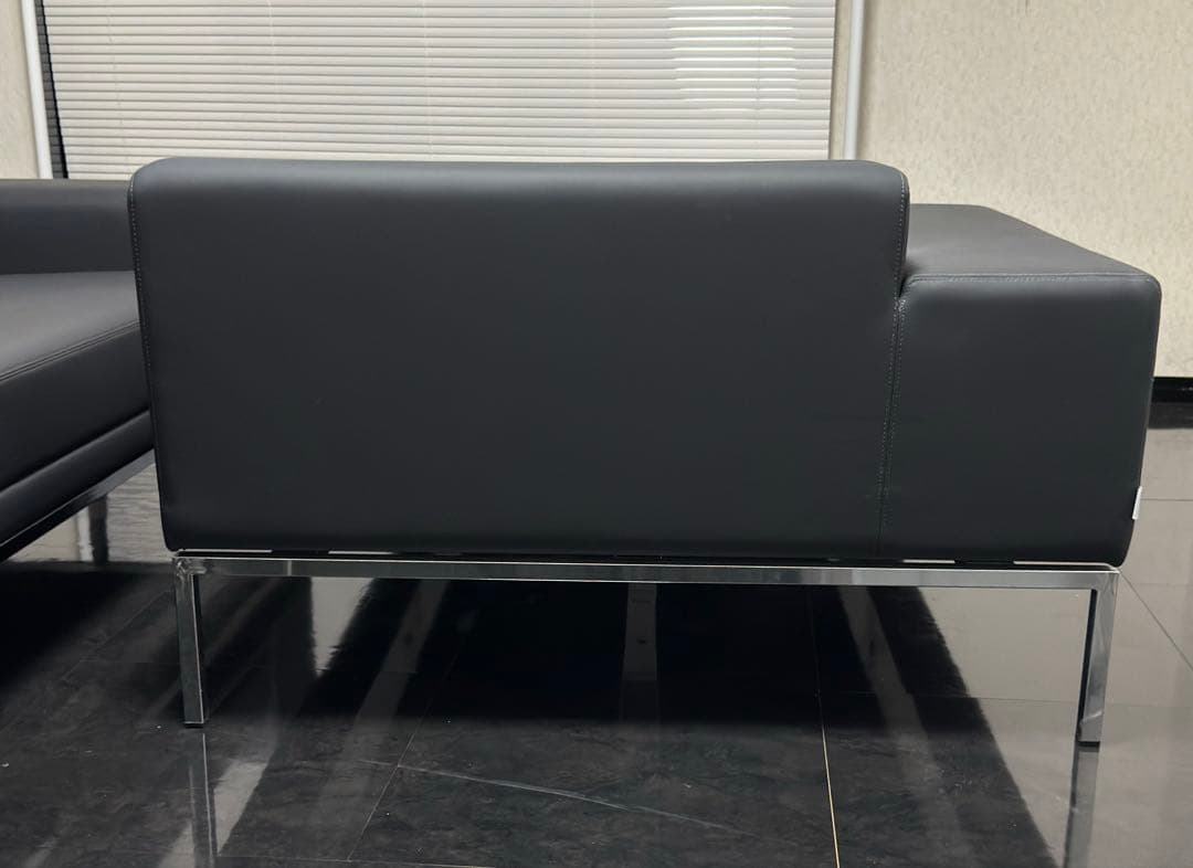 【期間限定値下げ中】E&Y ホックニー ソファ【値引き歓迎】