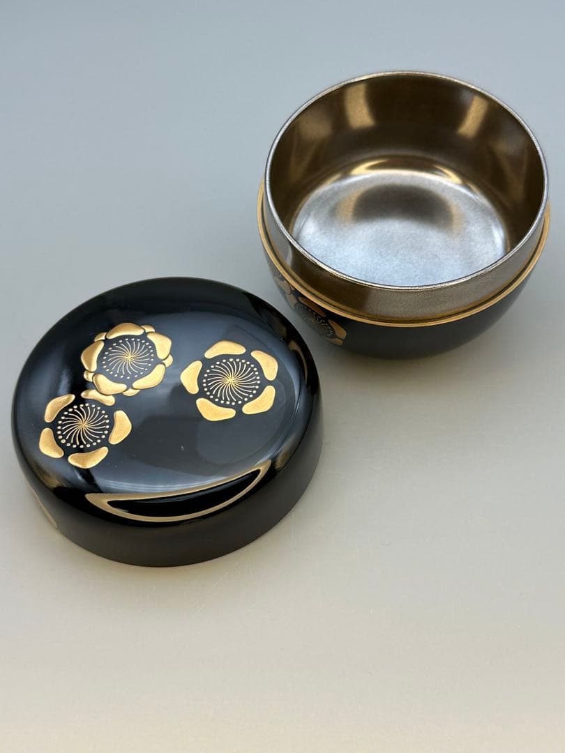 茶道具　棗　岡本康伸　溢れ梅蒔絵