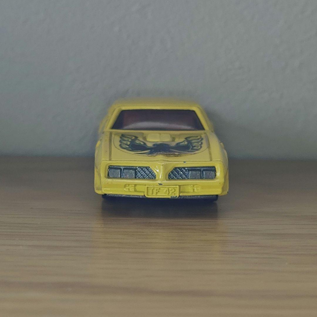 TOMICA　トミカ　ポンティアック　ファイヤーバード　黄色　箱付き