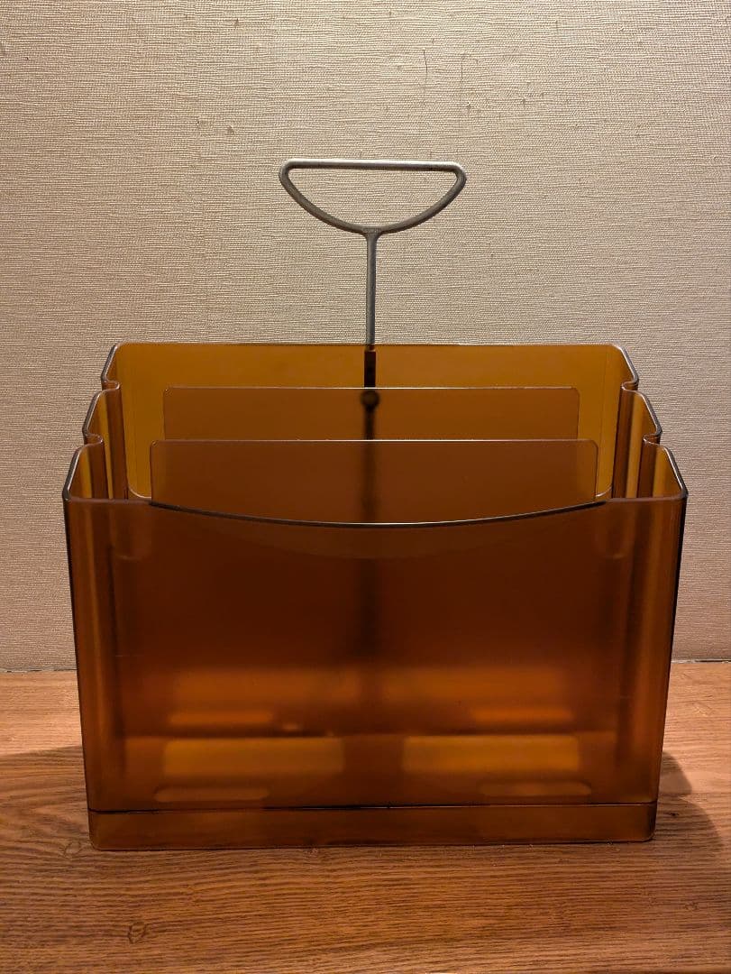 MAGIS 　プラステック　マガジンラック　ゥ゙ィンテージ　1988年 イタリー