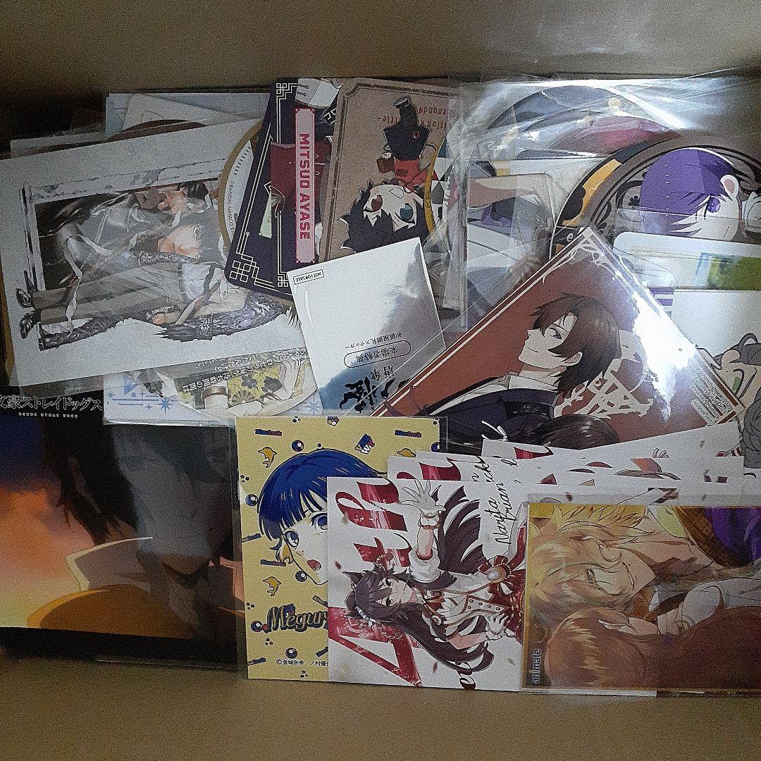 アニメ・マンガ・キャラクター　紙類　紙系　紙雑貨　大量　まとめ売り　大