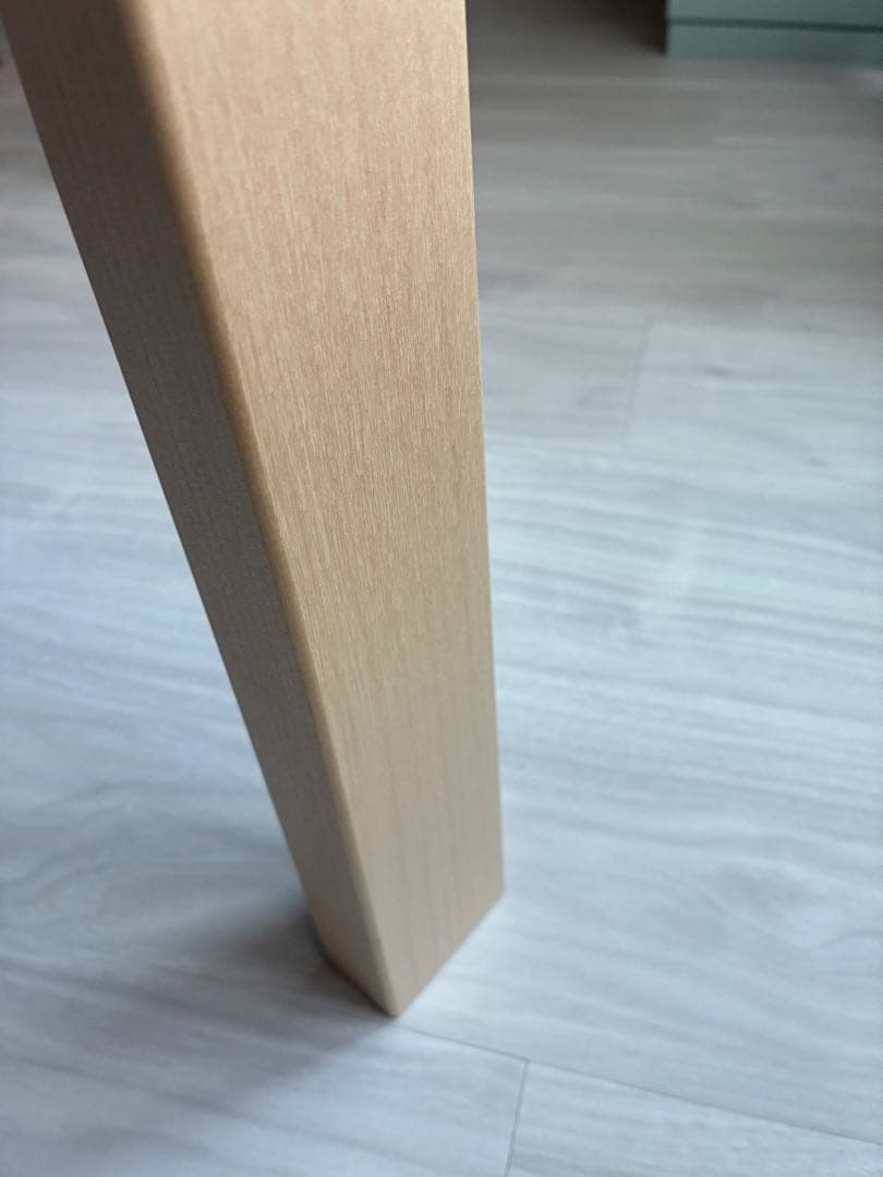 Artek 90B テーブル　ホワイトラミネート