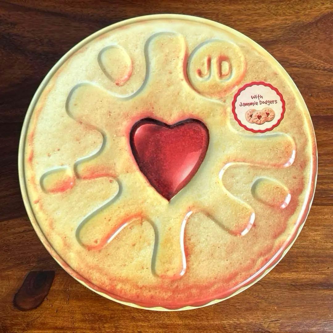 Jammie Dodgers イギリス　缶 ハートジャム　ビスケット