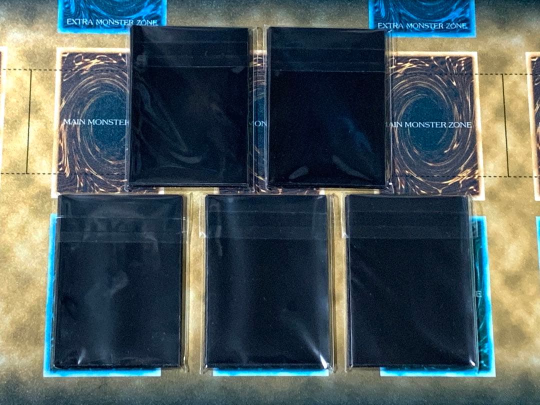 【未開封・未使用】遊戯王　光なき影 アバオアクゥー　スリーブ　100枚　YCSJ