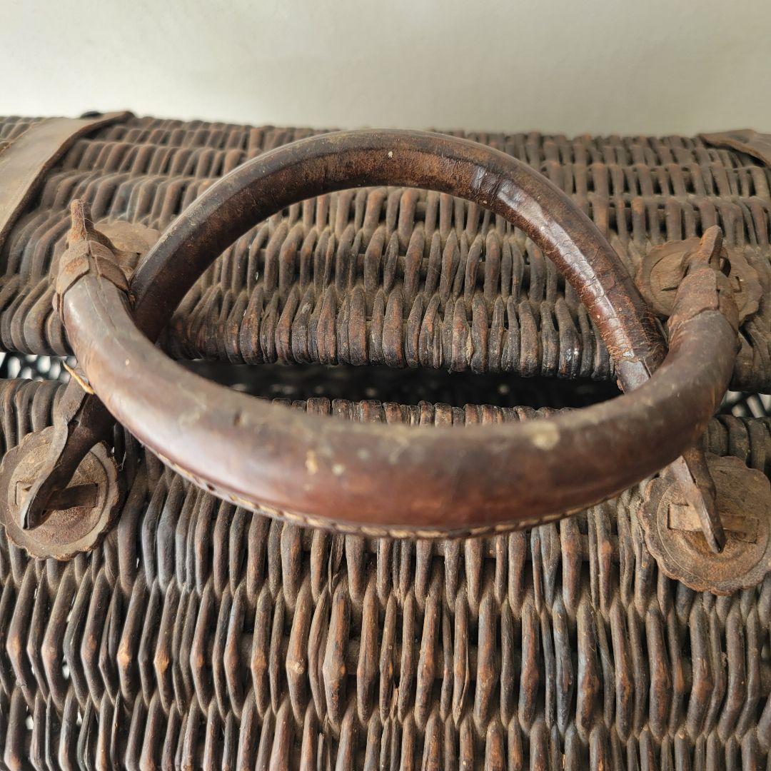 フランス　アンティーク　パニエ　蓋付き