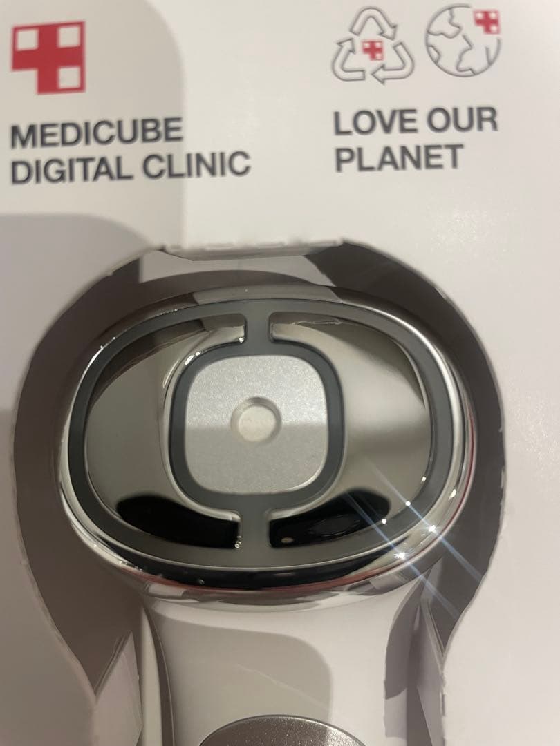 メディキューブ　AGE-Rユーセラディープショット＋未使用専用ジェル2本