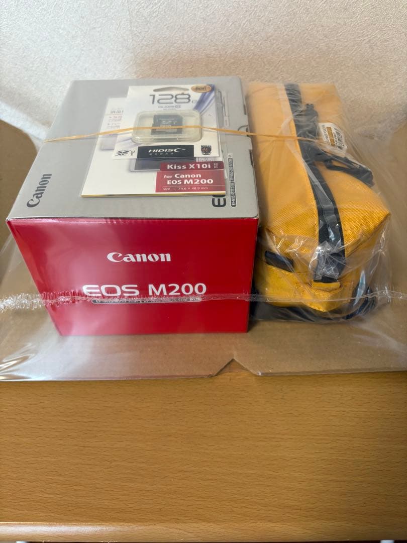 Canon EOS M200 ダブルズームキット特典付き
