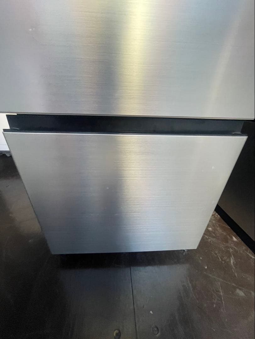 HITACHI 日立 ノンフロン冷凍冷蔵庫 R-V32SV 2023年製