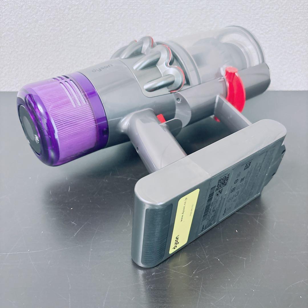 超美品 ダイソン V11 Fluffy+ バッテリー良好 スタンド付 フルセット