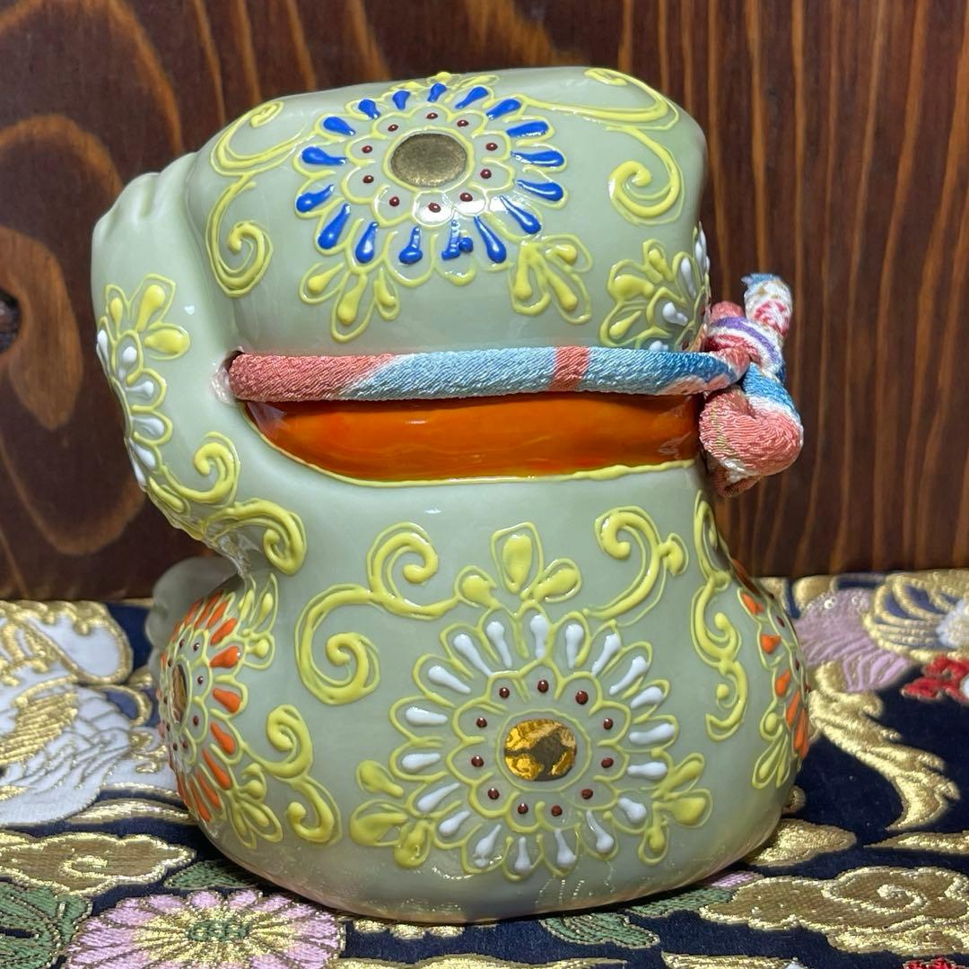 【願いが叶う】【病除け 厄除け】招き猫 薄緑色 スコティッシュ 左手