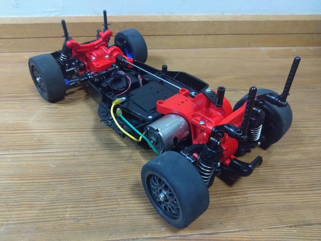 タミヤ　カルソニック　スカイライン　GT-R　ボディ　TA02　シャーシ　セット