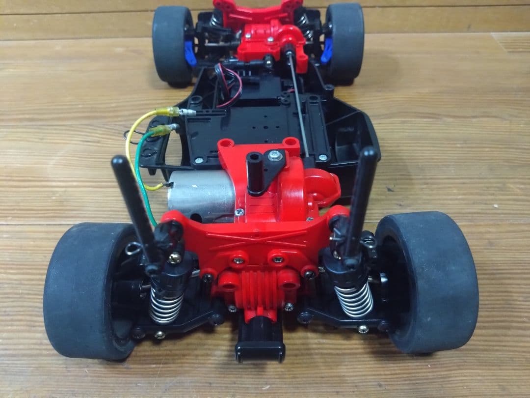 タミヤ　カルソニック　スカイライン　GT-R　ボディ　TA02　シャーシ　セット