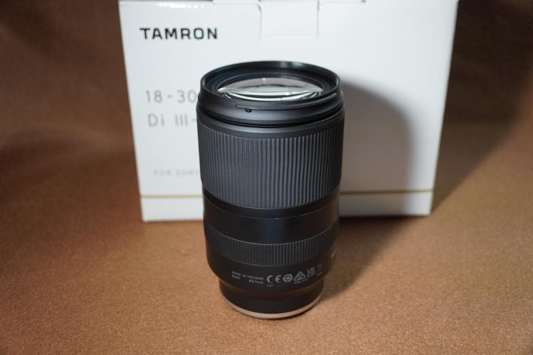 レンズ(ズーム) TAMRON18-300mm F/3.5-6.3 Di III-A VC VXD