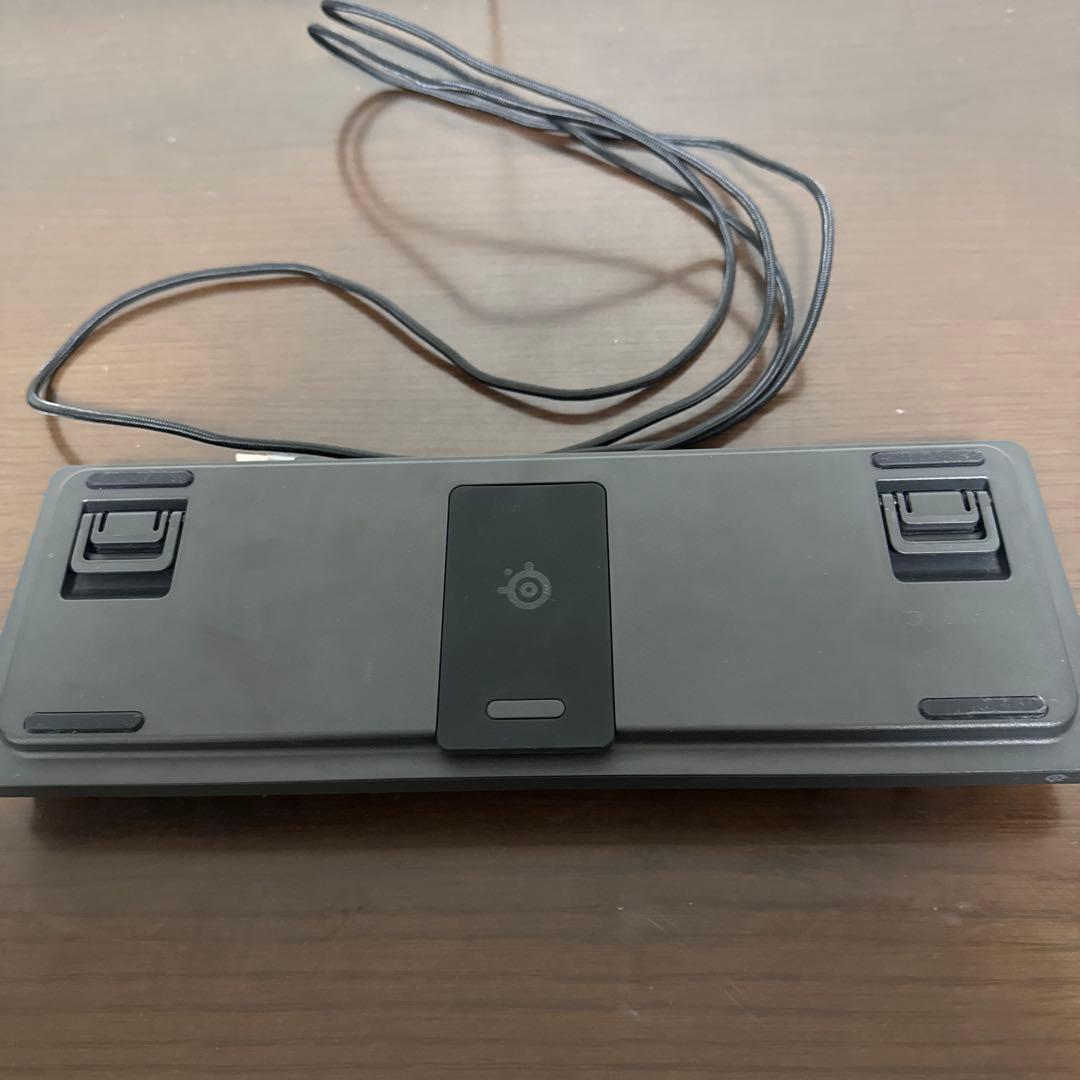 SteelSeries Apex Pro Mini キーボード本体