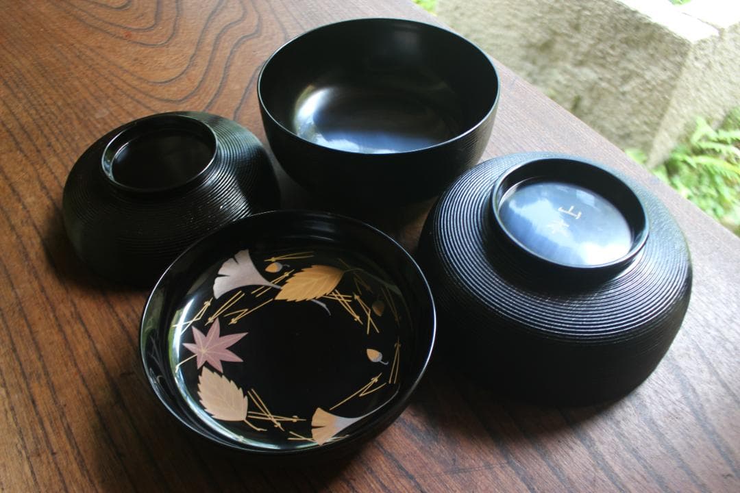 デッドストック！極上糸目黒漆に風情ある吹寄せ蒔絵の映える大椀2点（検輪島塗雑煮椀
