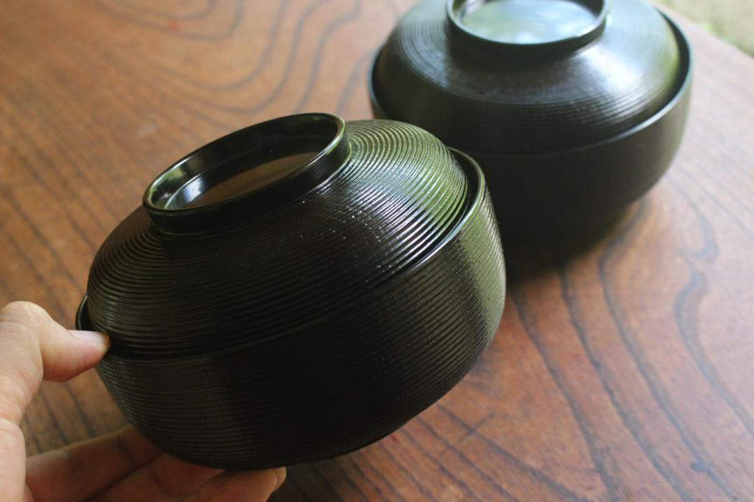 デッドストック！極上糸目黒漆に風情ある吹寄せ蒔絵の映える大椀2点（検輪島塗雑煮椀