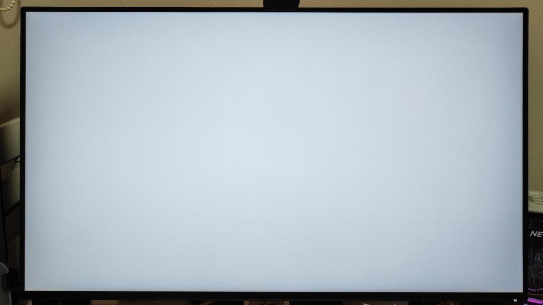 Philips 27インチ 4K NanoIPS 144Hz HDR600