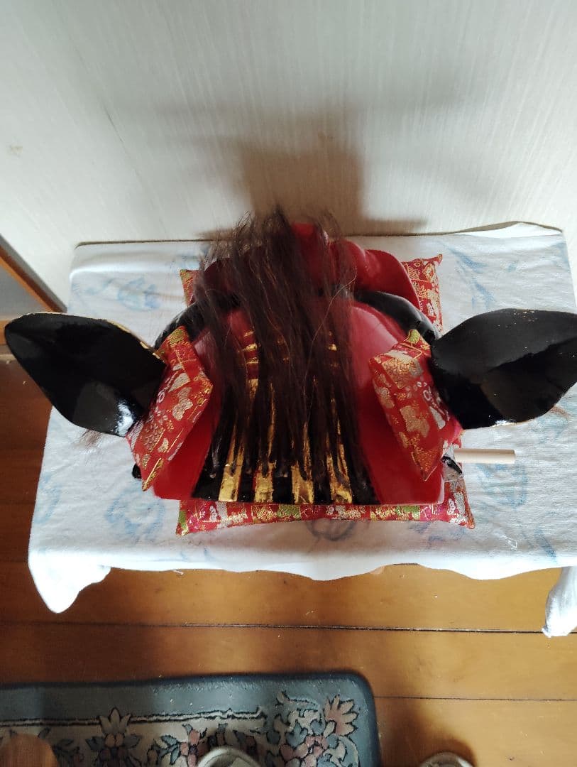 獅子頭　獅子座布団付き