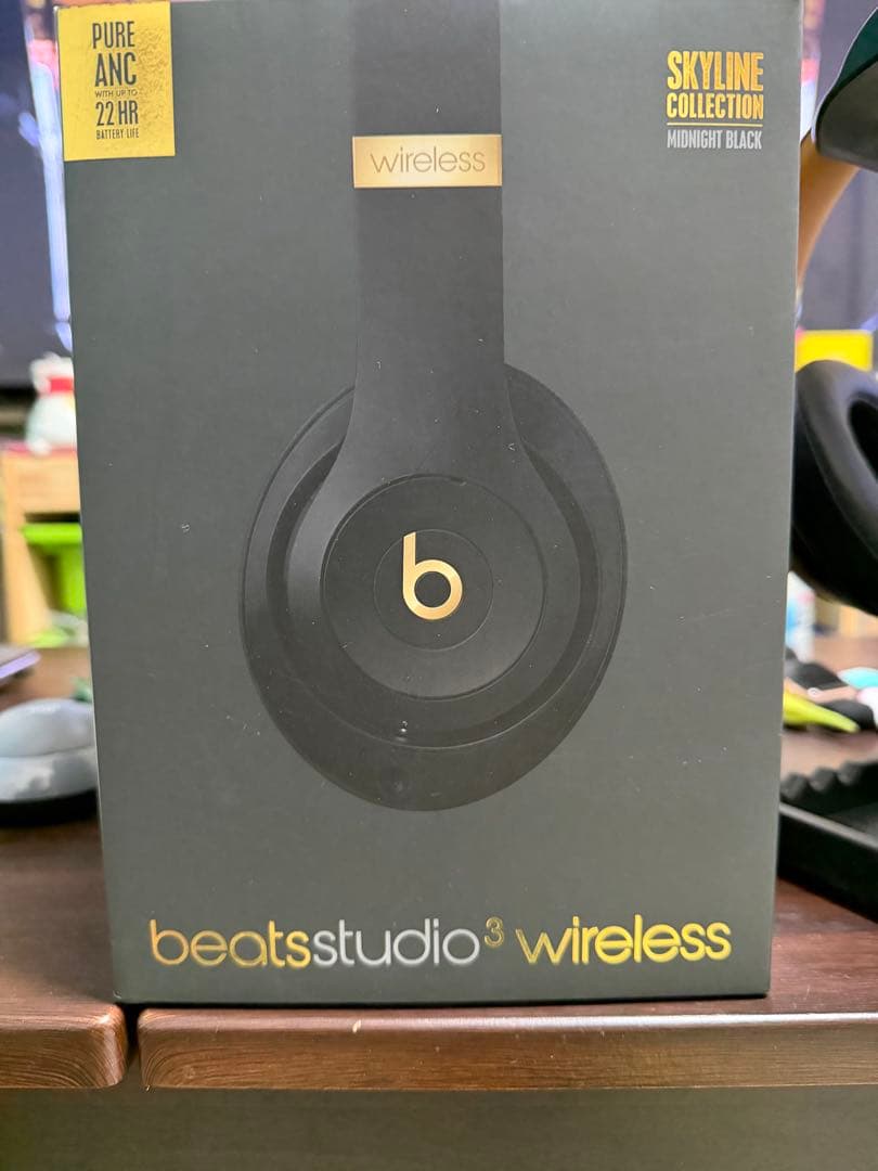 Beats Studio3 Wireless 台付