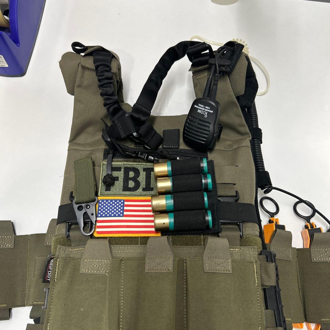 プレートキャリア ビックフット　クイックリリース　FBI装備