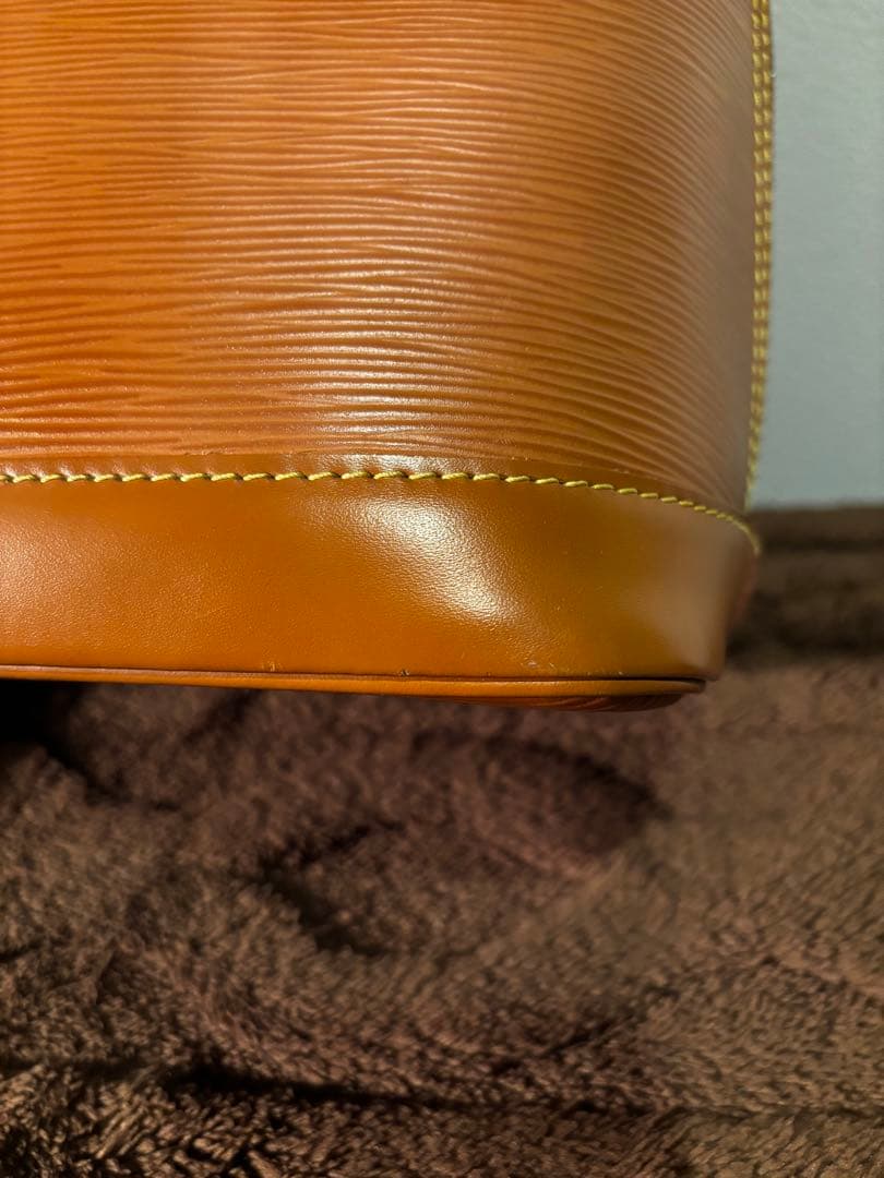 LOUIS VUITTON ルイヴィトン アルマ 2Wayハンドバッグ エピ