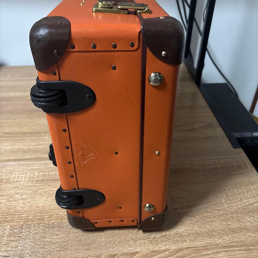 グローブトロッター　キャリーケース　オレンジ　2輪　状態普通　最安値