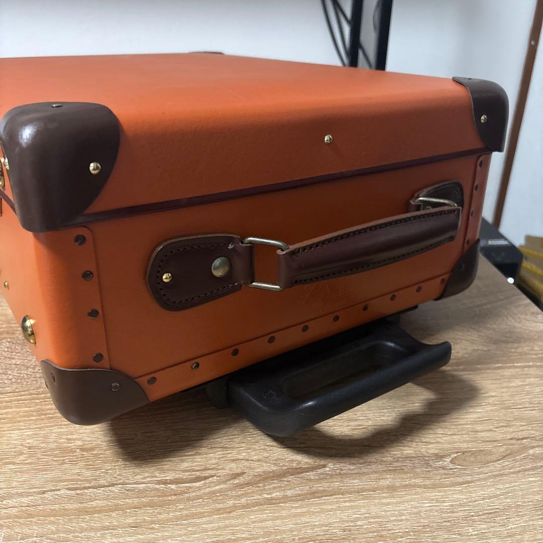 グローブトロッター　キャリーケース　オレンジ　2輪　状態普通　最安値