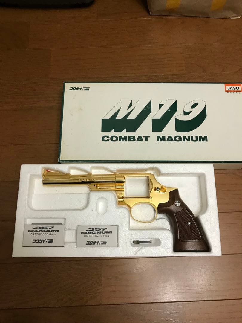 コクサイ24KモデルガンM19コンバットマグナム