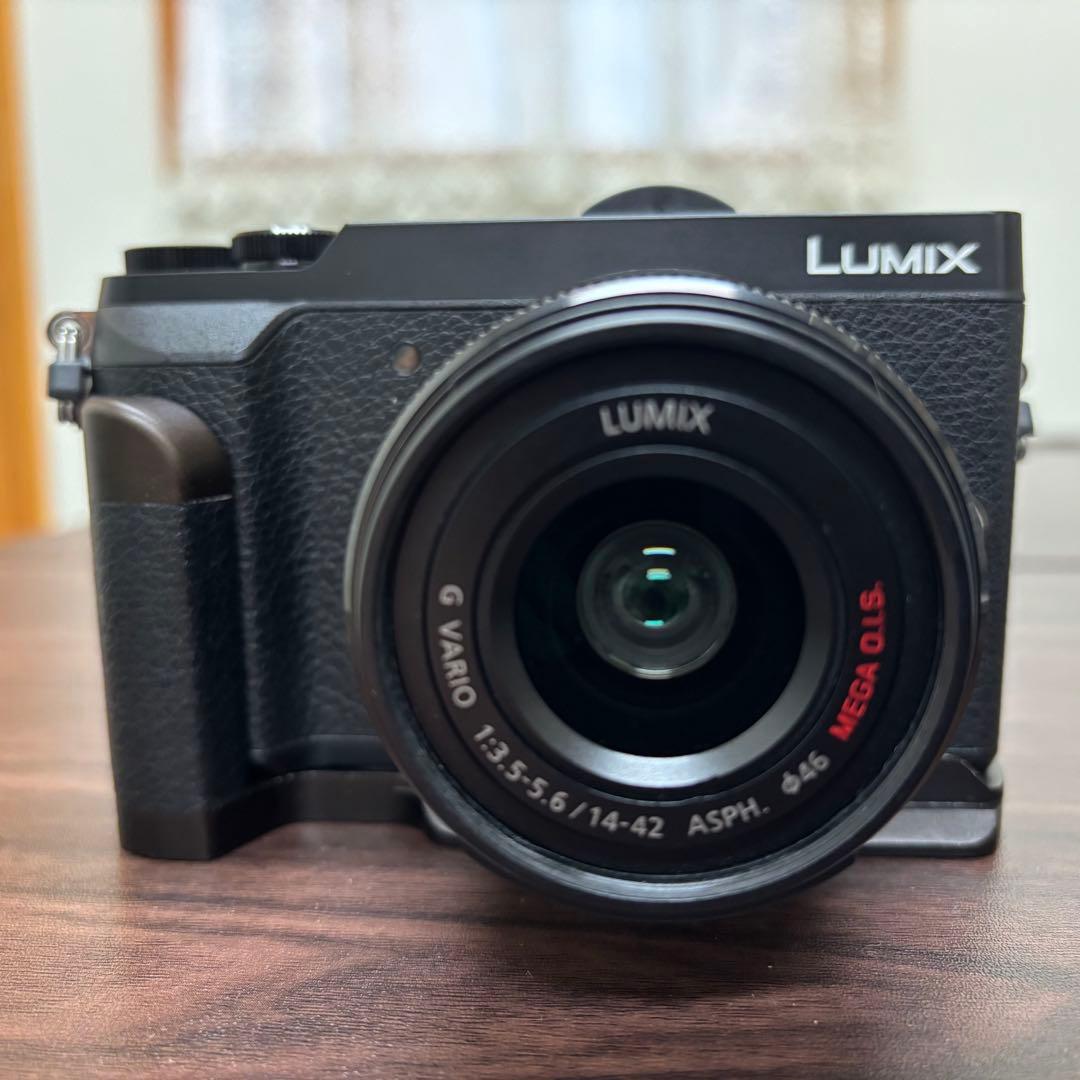 Lumix GX7MK2本体　LEICA25mm単焦点レンズ他多数