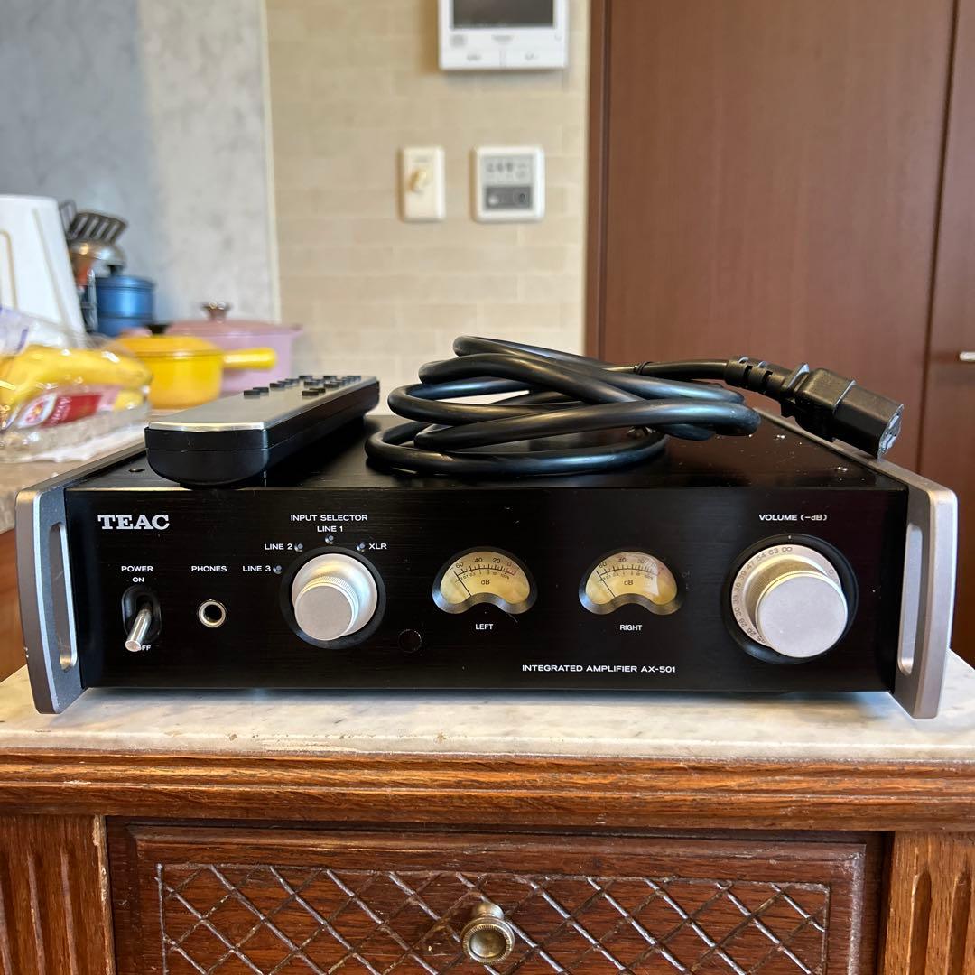 TEAC AX-501 プリメインアンプ XLRバランス入力装備 、リモコン付き