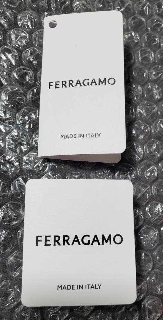 [新品] フェラガモ FERRAGAMO ピアス ガンチーニ クリスタル