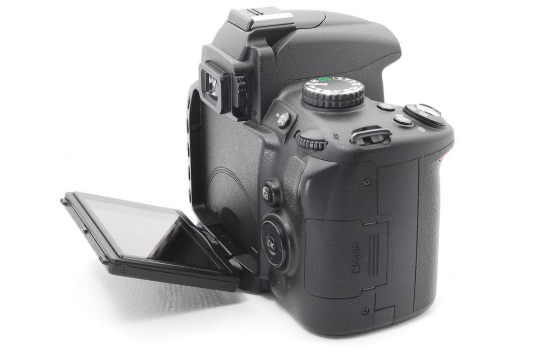 シャッター数1318回 Nikon D5000 届いてすぐ使える！初心者オススメ