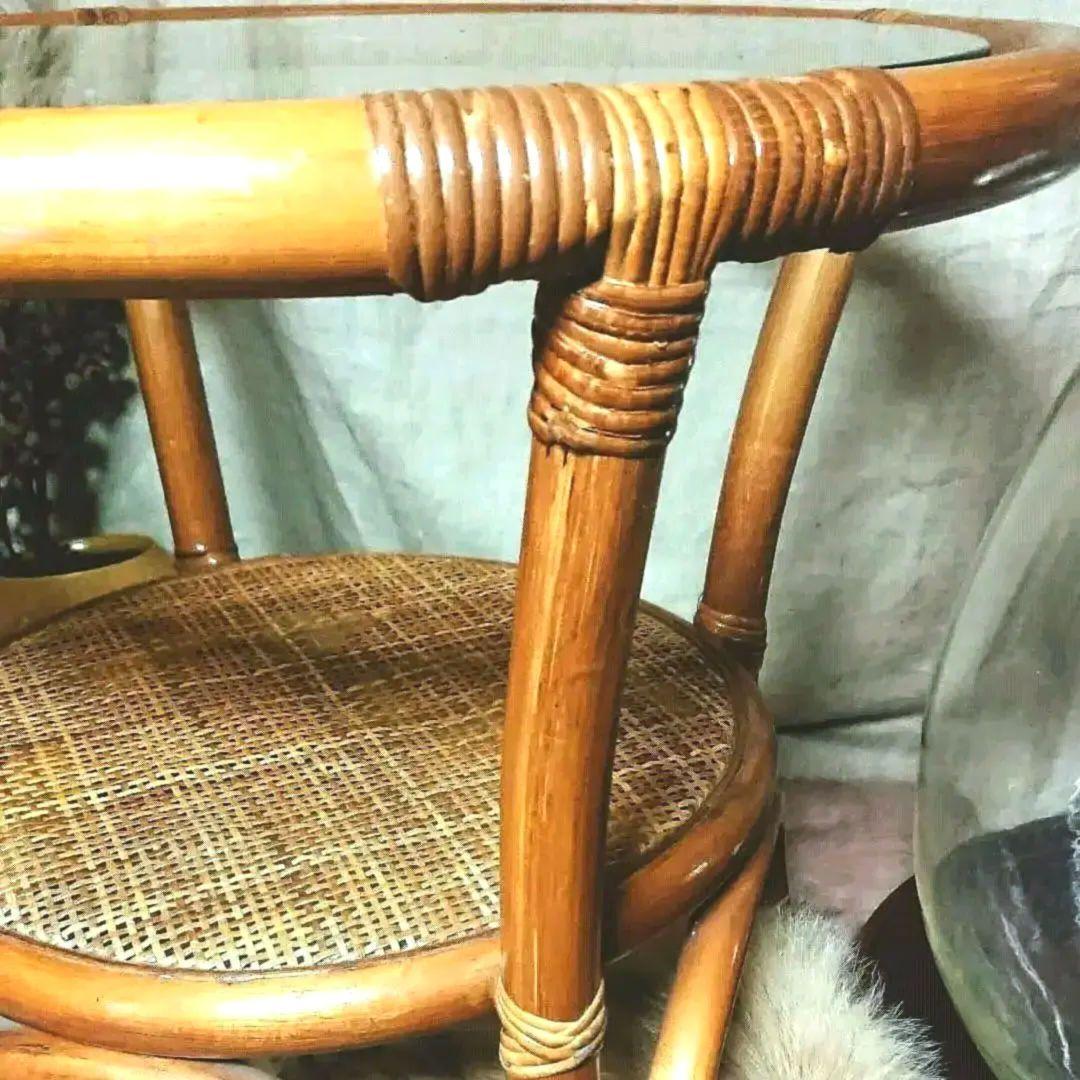 古いラタン硝子テーブル          レトロなラタン机