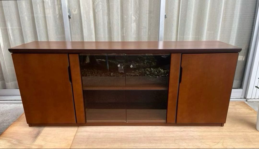 Oliver オリバー　サイドボード　34万　美品　展示品　モダン　キャビネット