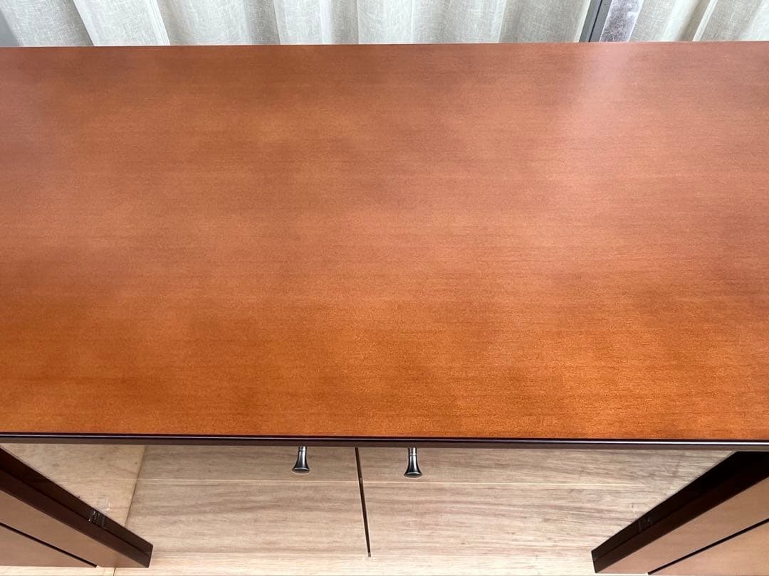 Oliver オリバー　サイドボード　34万　美品　展示品　モダン　キャビネット