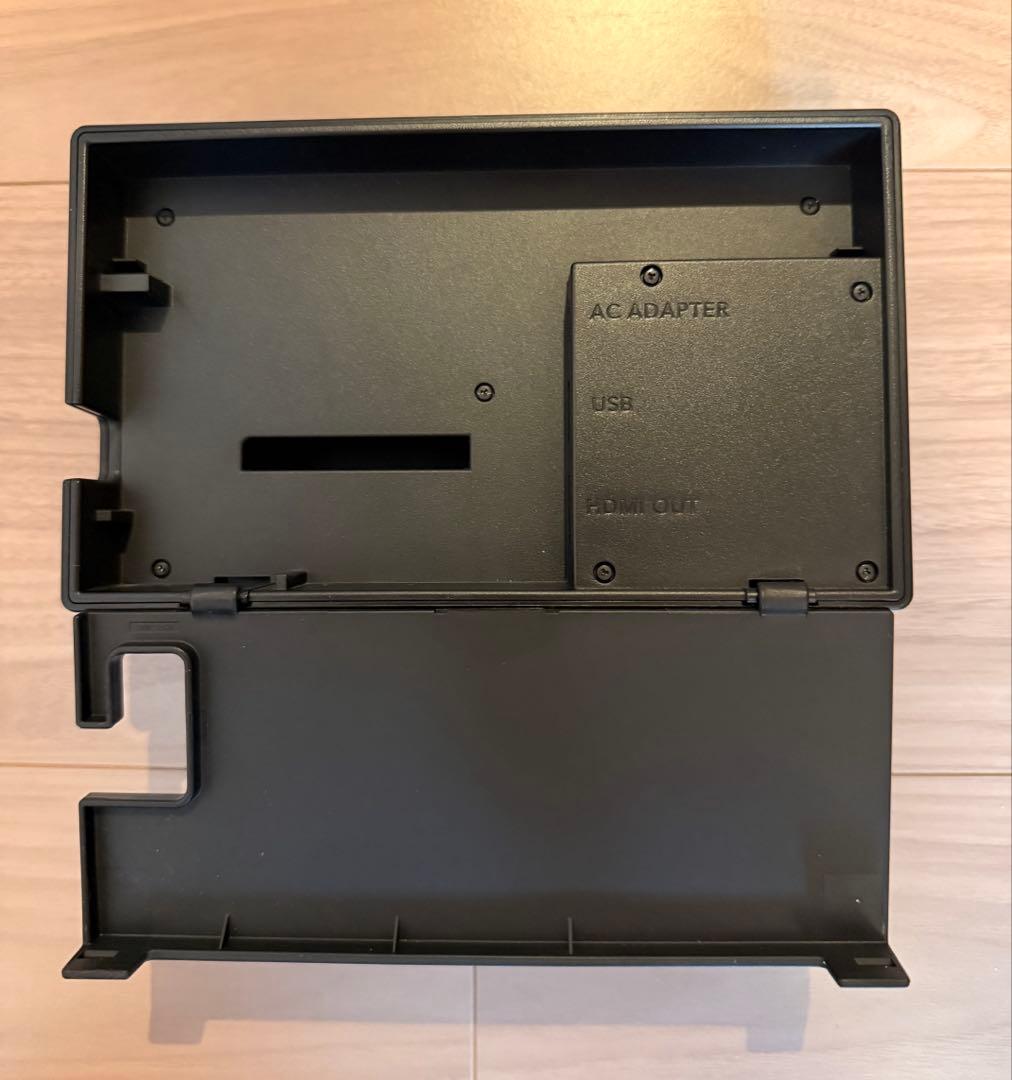 Nintendo Switch 本体 &Joy-Con&プロコン&ポーチ付き