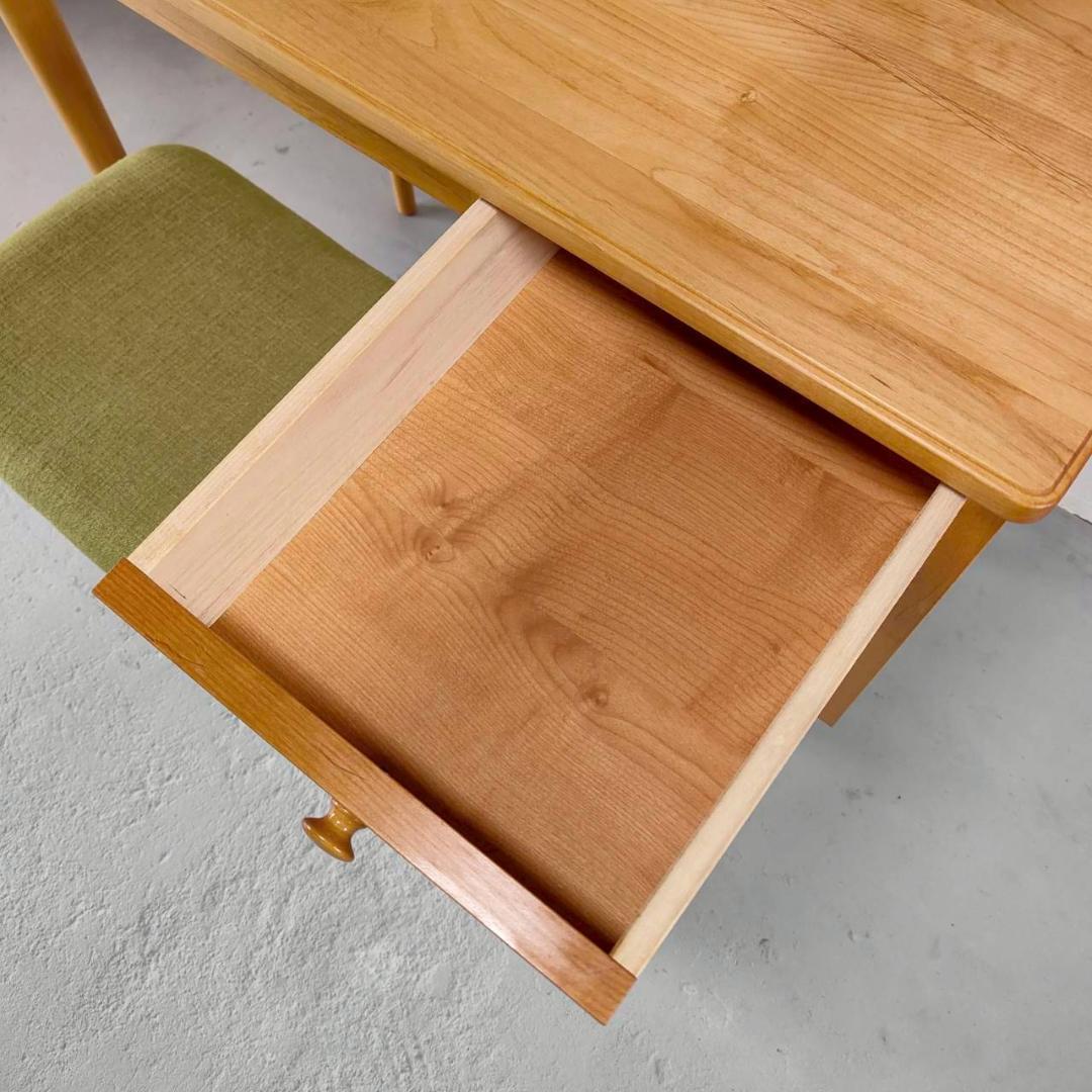 美品 モモナチュラル コモ 机のみ 幅90　無垢　アルダー材