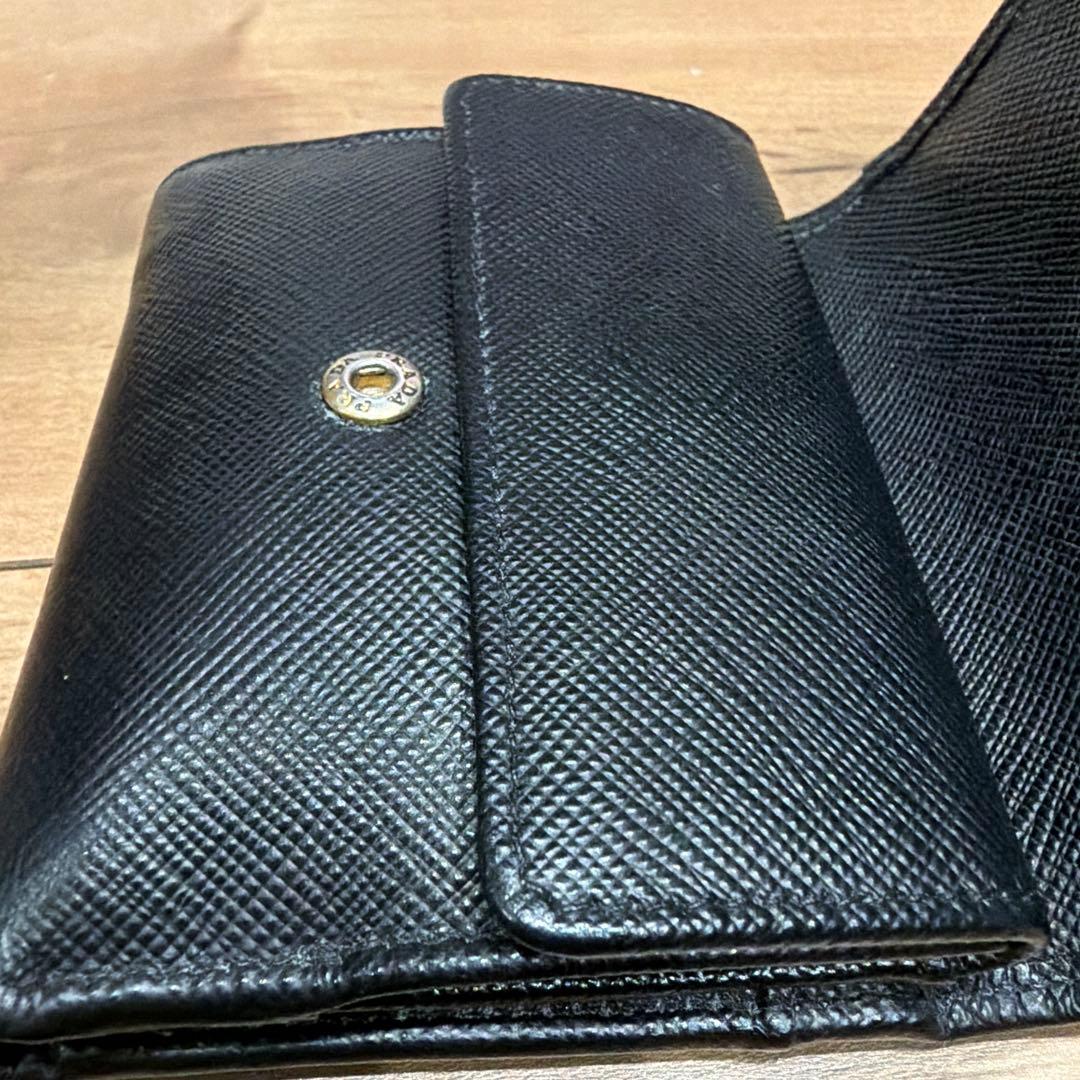 PRADA ブラック レザー 三つ折り財布