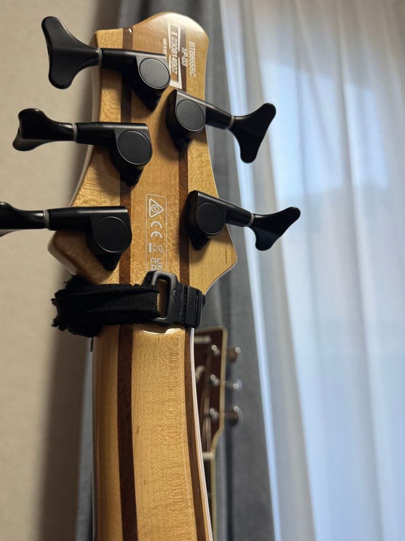 Ibanez BTB865SC-WKL 5弦エレキベース