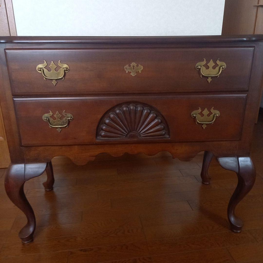 ばあちゃんアンティークチェスト 猫足　2引き出し ￥29800