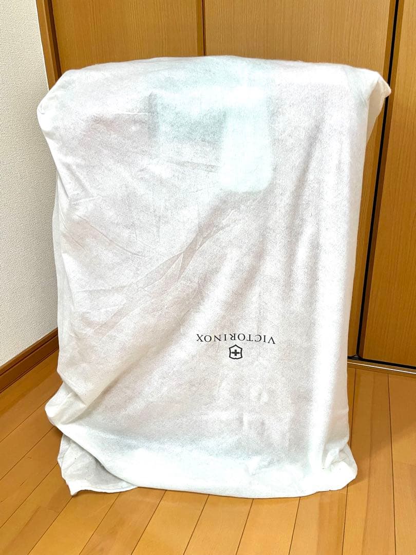 め*ぐ様 【新品・未使用】訳あり⭐︎ビクトリノックス スーツケース 81L