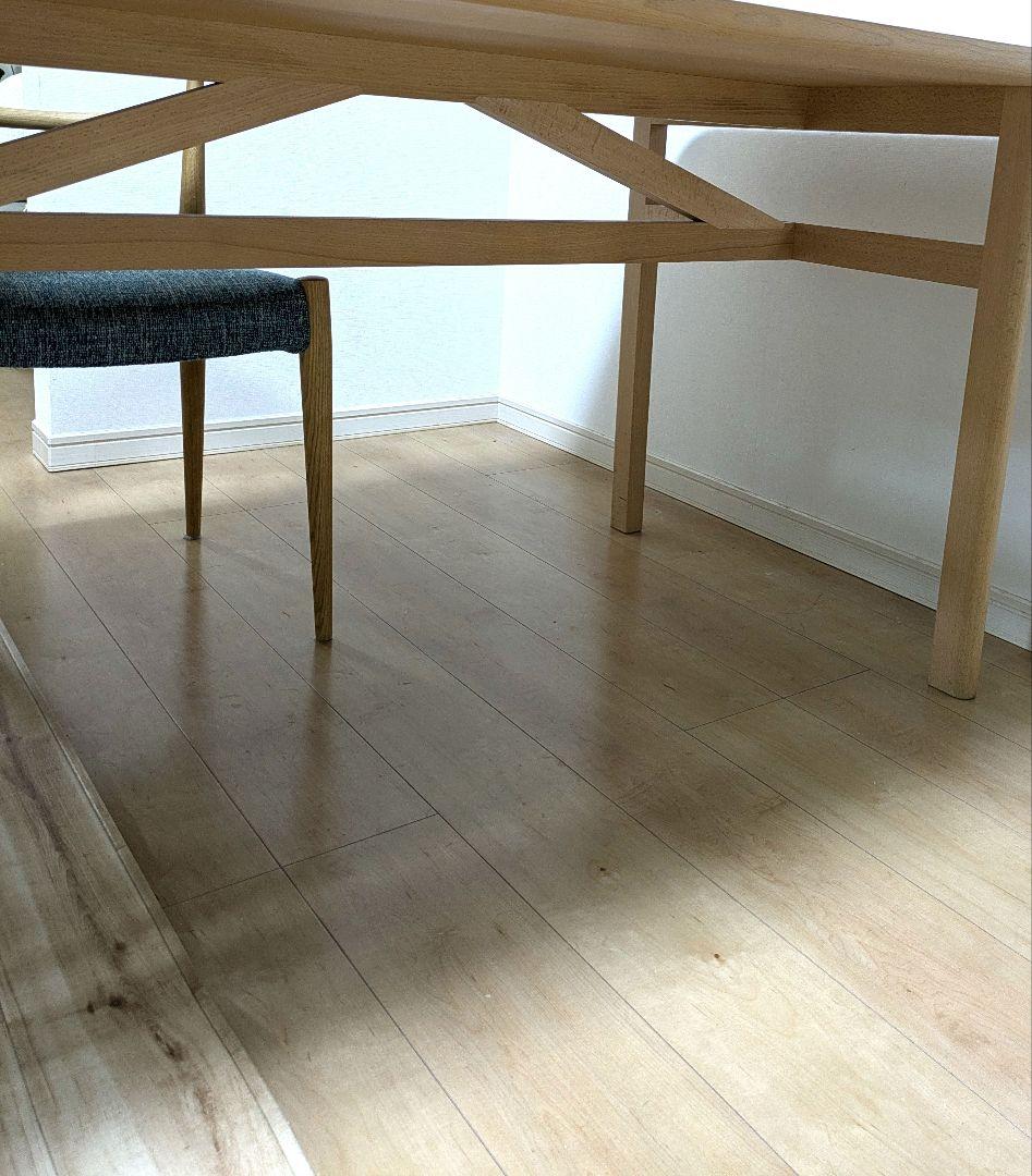 ACTUS \"moku\" 　 日進木工 ナチュラル　ブナ材無垢ダイニングテーブル