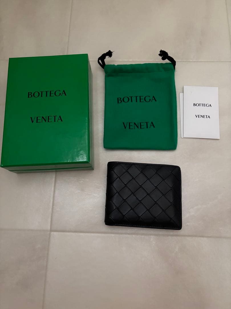 ボッテガ　BOTTEGA VENETA 二つ折り財布　ケース付き ブラック