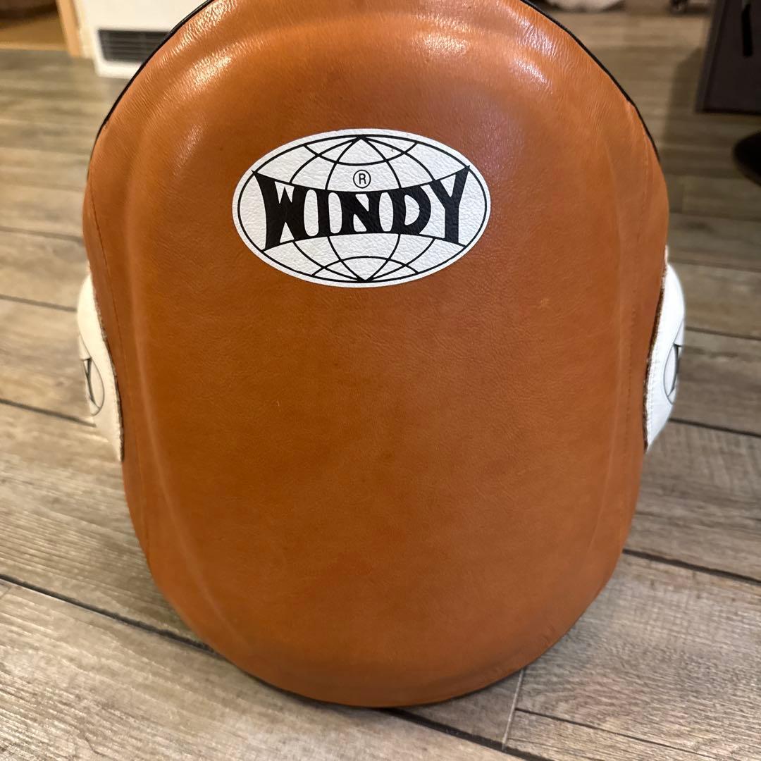 WINDY ブラウン キックミット