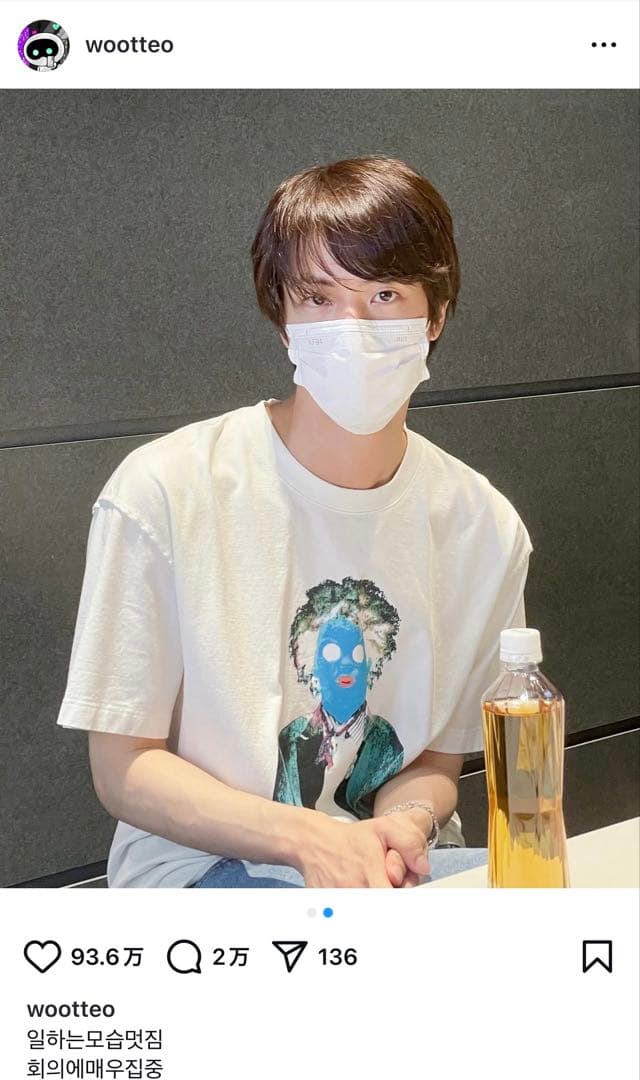 BTS着用モデル✨LOUIS VUITTON　ルイヴィトン　ネオンワーキングマン