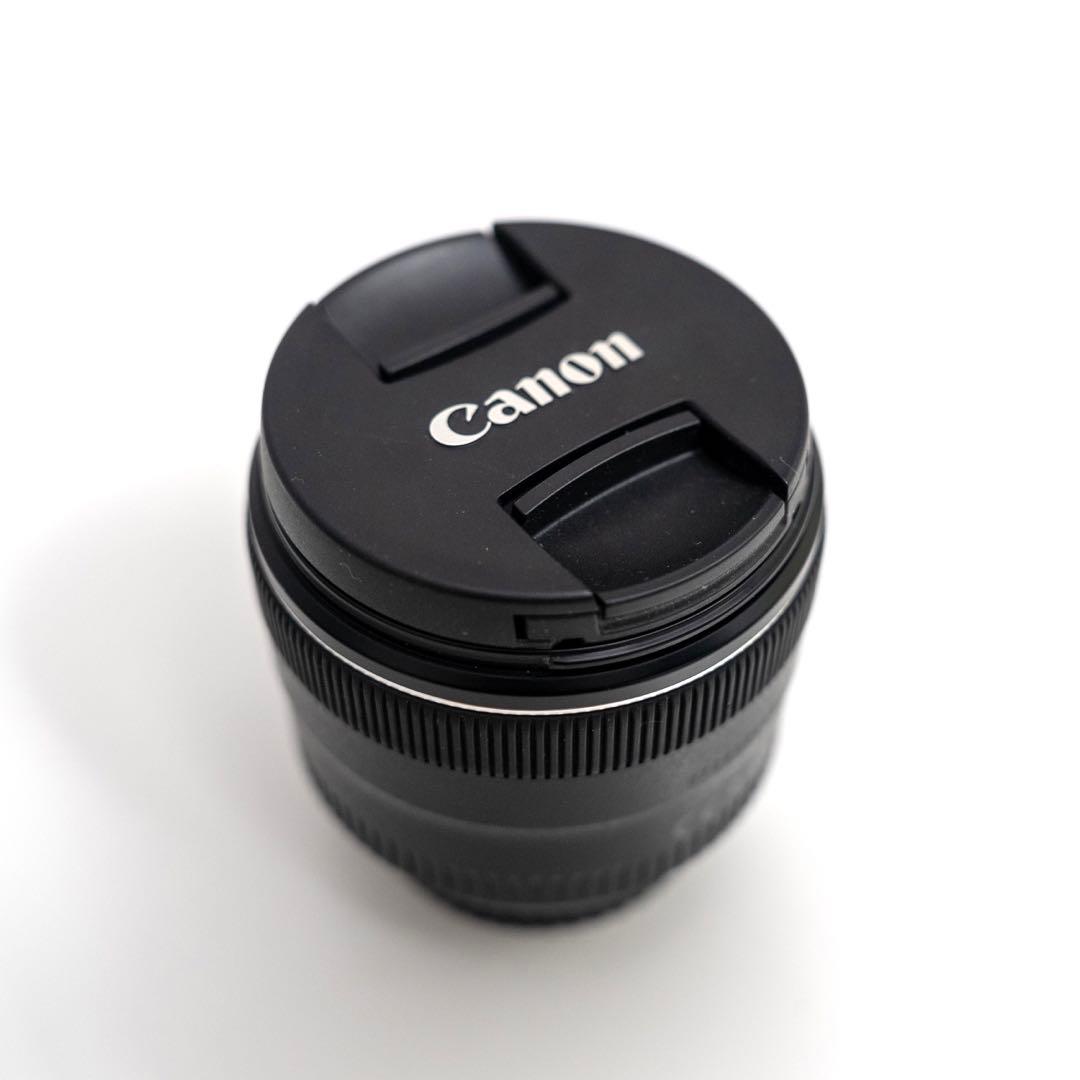 Canon EF 35mm f2 IS USM レンズ