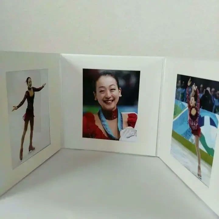 バンクーバー五輪 2010 浅田真央 直筆サイン 写真アルバム 非売品