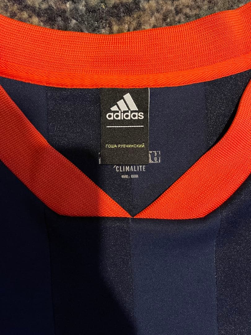 adidas Gosha Rubchinskiy Tシャツ ネイビー/オレンジ